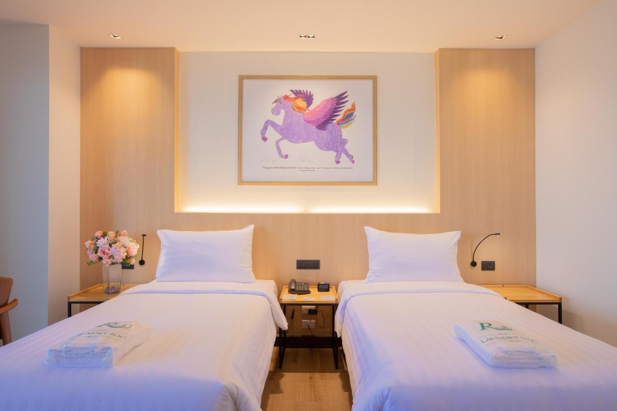 The Royal River Hotel Bangkok Exterior photo