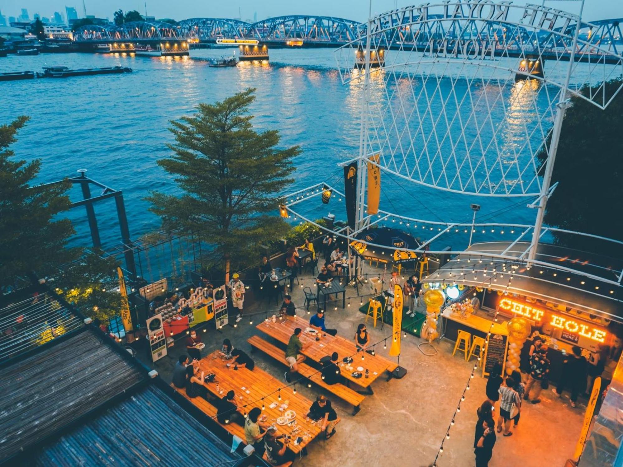 The Royal River Hotel Bangkok Exterior photo