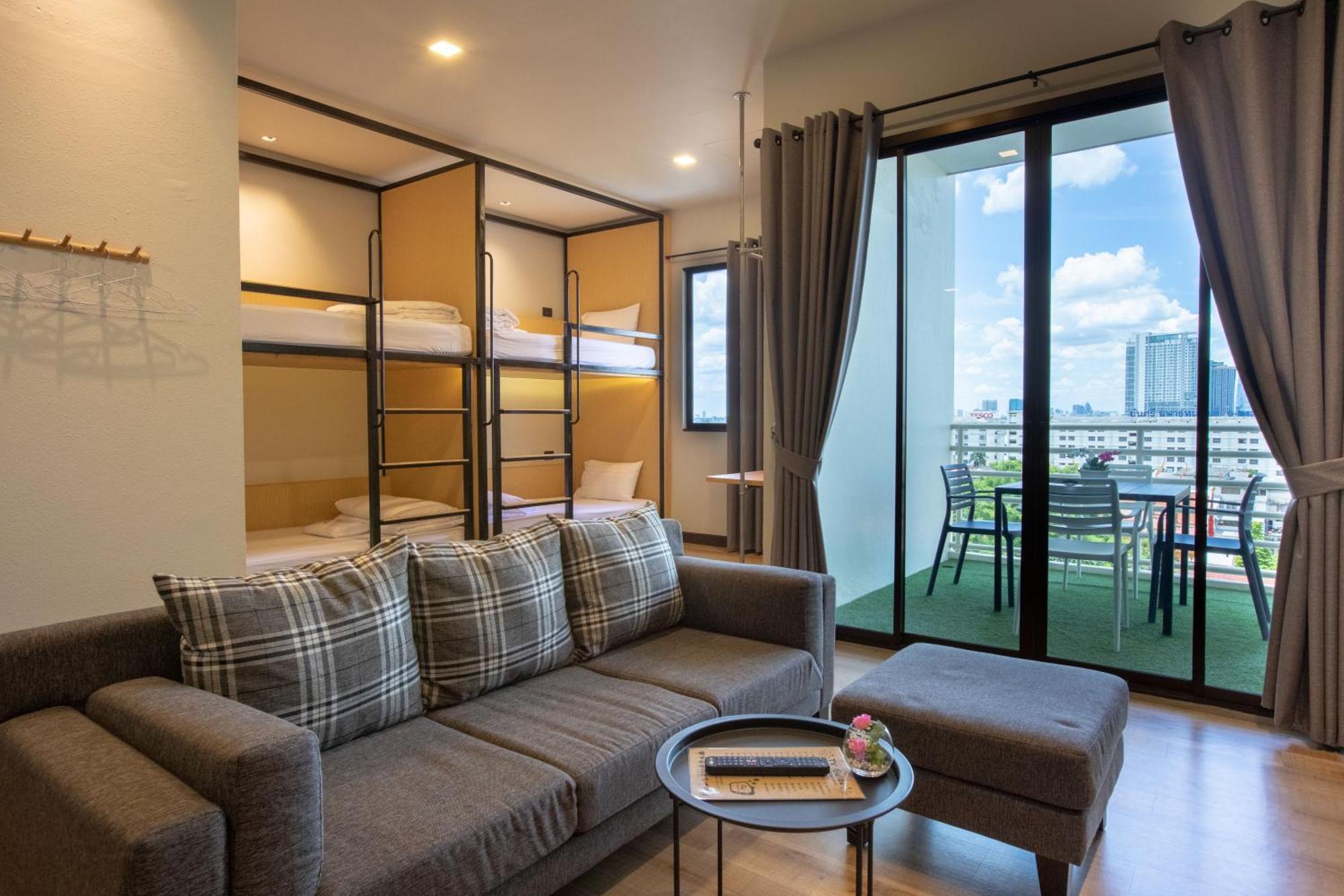 The Royal River Hotel Bangkok Exterior photo